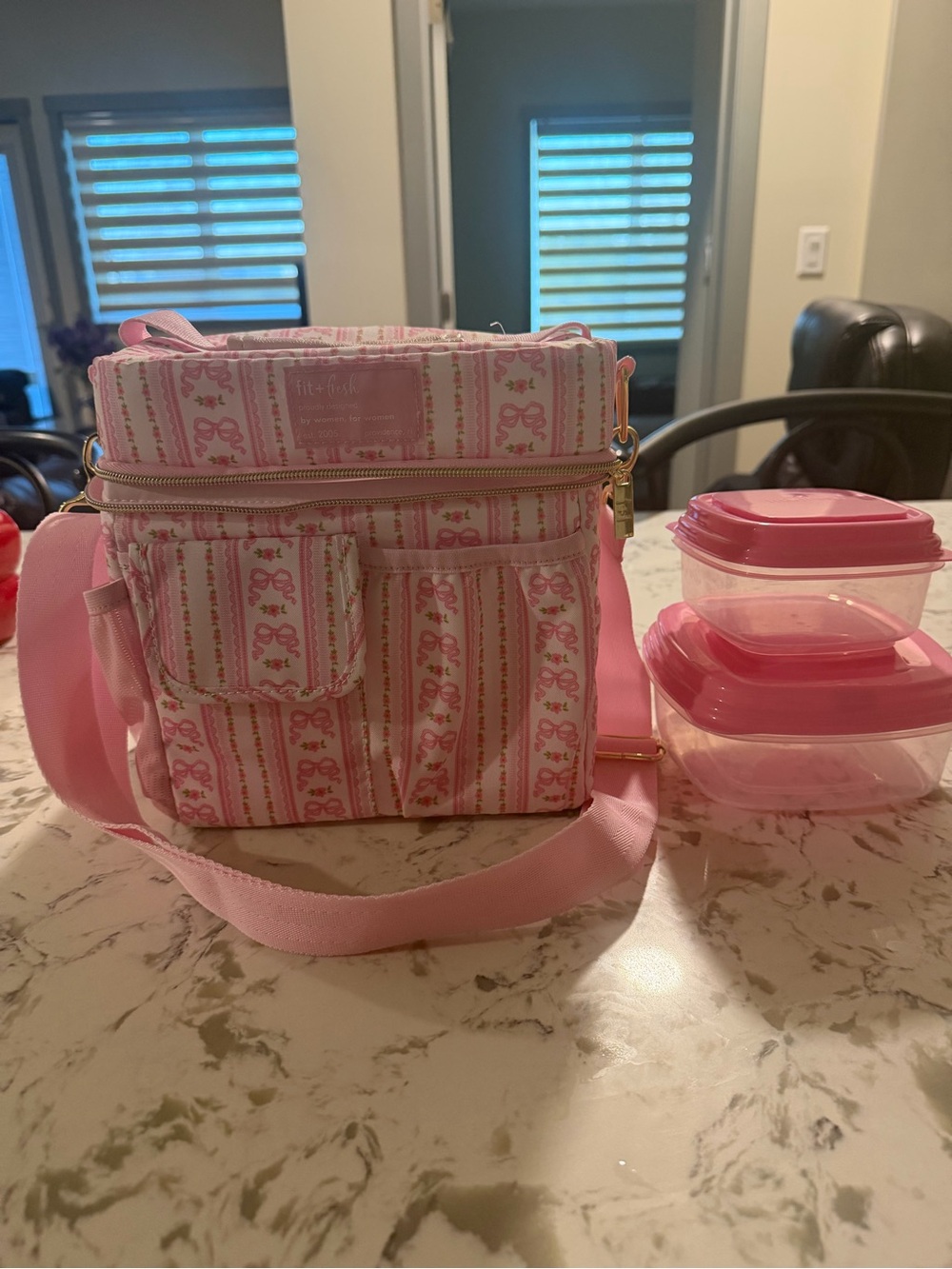 Ju-Ju-Be Pink Patterned Insulated Lunch Tote with Strap